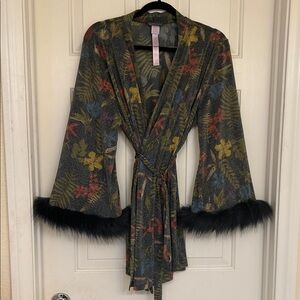 Savage X Fenty Trophy Wife Robe in Black with Multicolor Botanicals